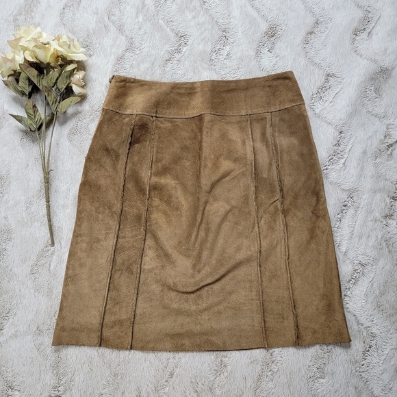 Vtg Ann Taylor Petites 100% Leather Shell Tan A Line Skirt Size 2P - Picture 8 of 11